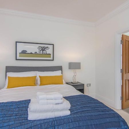 شقة بيتربرو  في Jubilee Mansions 5* Retreat المظهر الخارجي الصورة