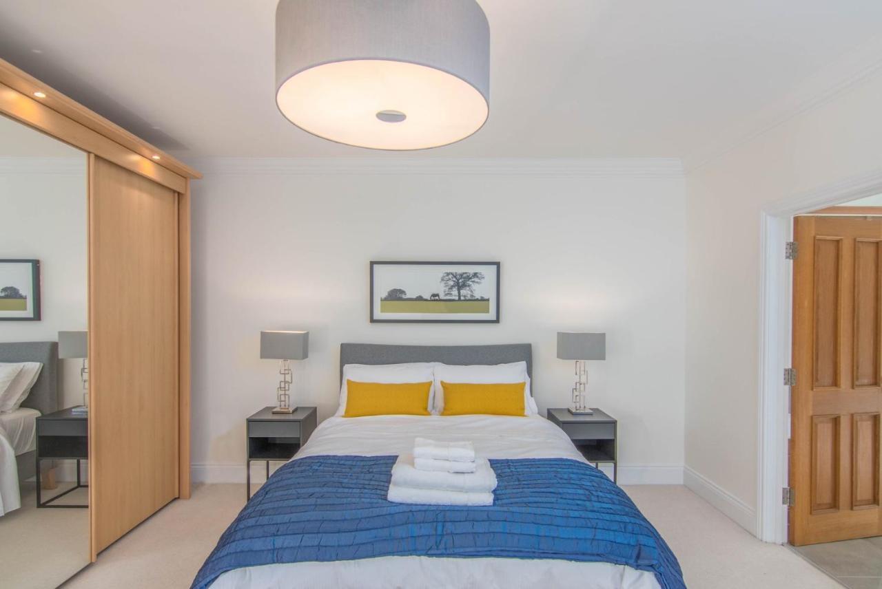 شقة بيتربرو  في Jubilee Mansions 5* Retreat المظهر الخارجي الصورة