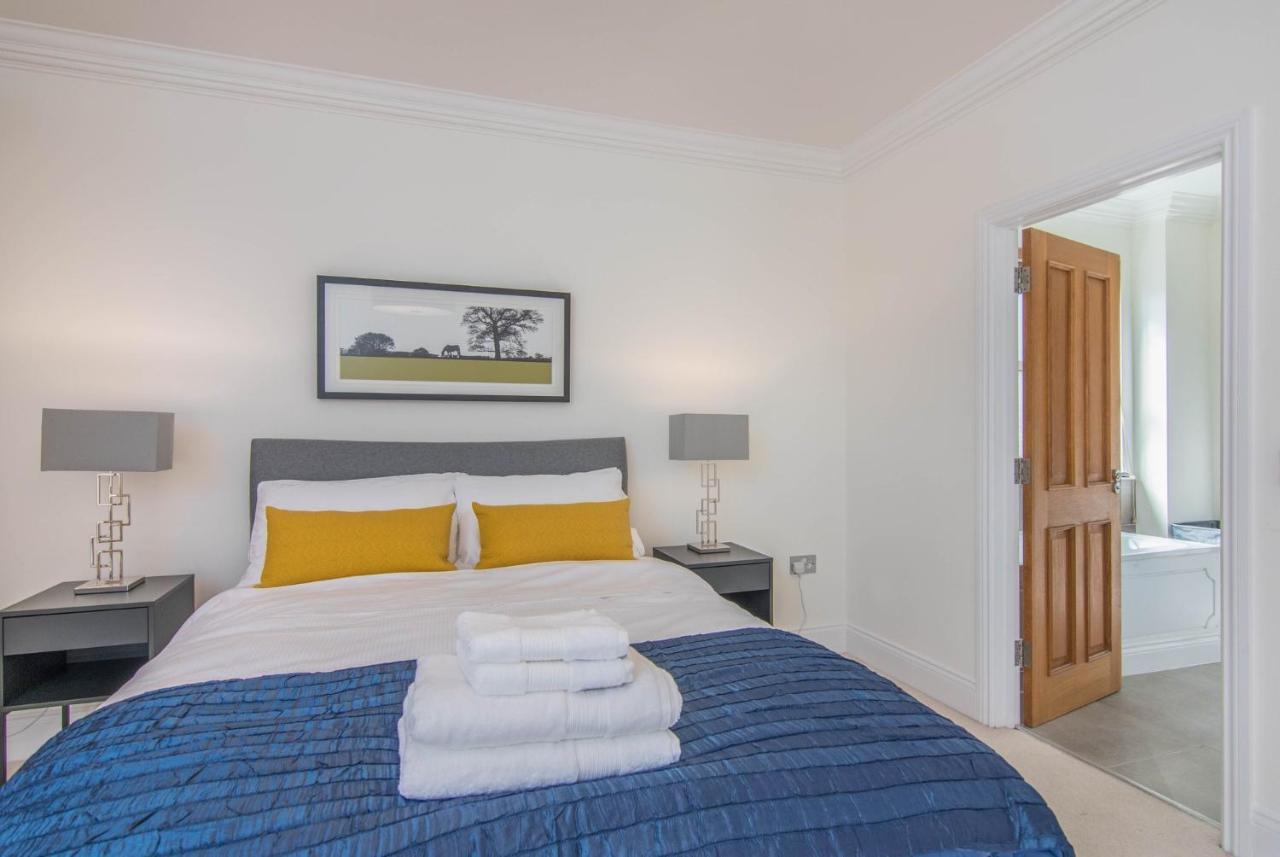 شقة بيتربرو  في Jubilee Mansions 5* Retreat المظهر الخارجي الصورة
